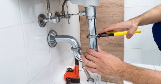 Сантехнические работы Новокуйбышевск цена 465 руб. Услуги сантехника